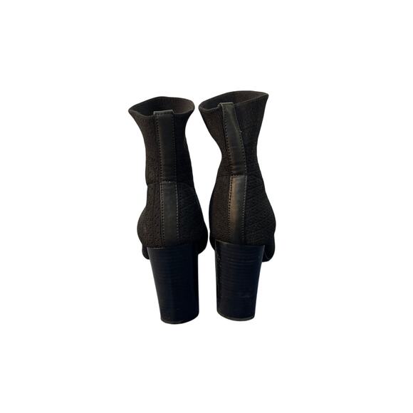 Gianni Bini Women’s Bergen Stretch Peep Toe Sock Booties Color Black Size 8M - Picture 2 of 11